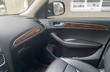 Позашляховик / Кросовер Audi Q5 2012 в Тячеві