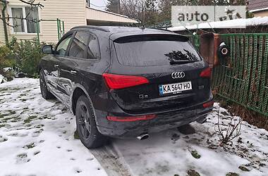 Позашляховик / Кросовер Audi Q5 2016 в Києві