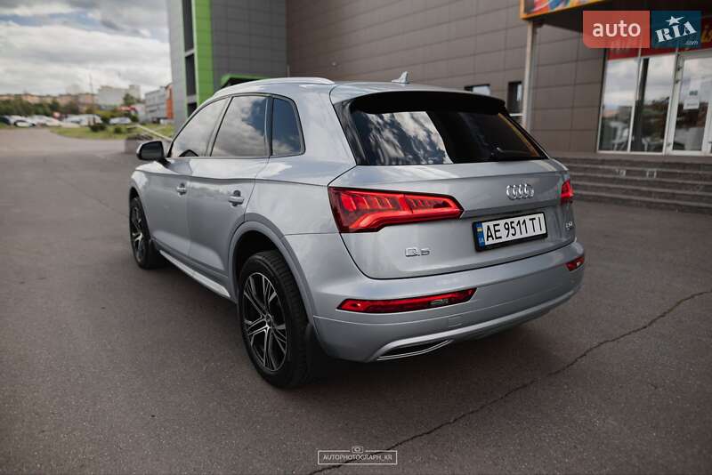 Внедорожник / Кроссовер Audi Q5 2018 в Кривом Роге