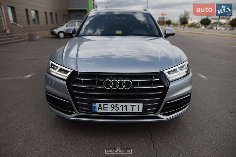 Внедорожник / Кроссовер Audi Q5 2018 в Кривом Роге