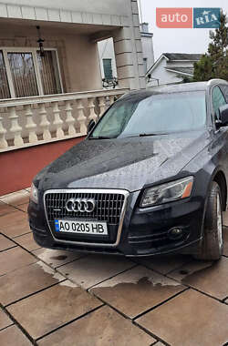 Внедорожник / Кроссовер Audi Q5 2011 в Тячеве