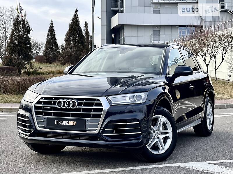 Внедорожник / Кроссовер Audi Q5 2019 в 