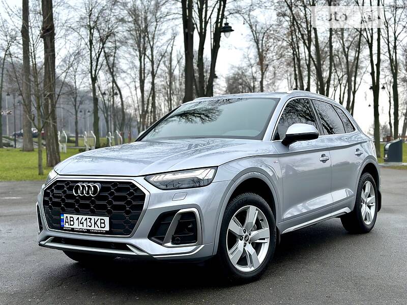 Позашляховик / Кросовер Audi Q5 2020 в Києві