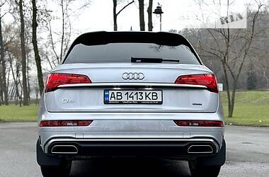 Внедорожник / Кроссовер Audi Q5 2020 в Киеве