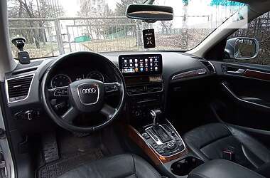 Позашляховик / Кросовер Audi Q5 2010 в Рівному