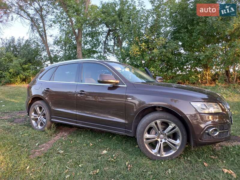 Внедорожник / Кроссовер Audi Q5 2012 в Лозовой