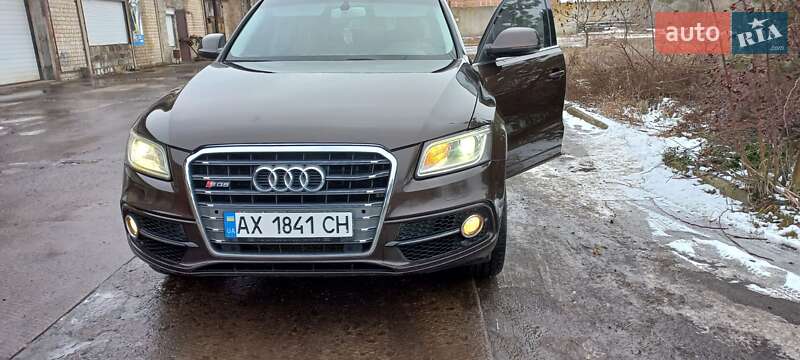 Внедорожник / Кроссовер Audi Q5 2012 в Лозовой