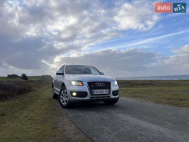 Внедорожник / Кроссовер Audi Q5 2012 в Черкассах