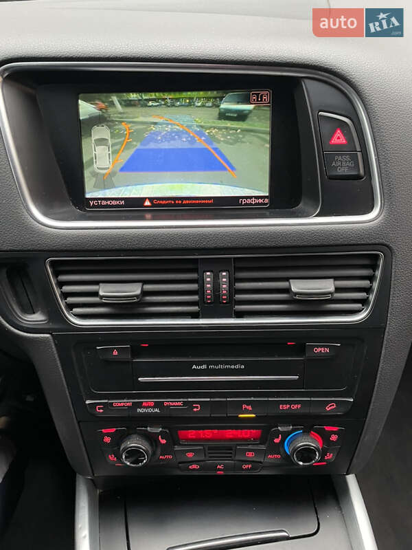 Внедорожник / Кроссовер Audi Q5 2010 в Одессе