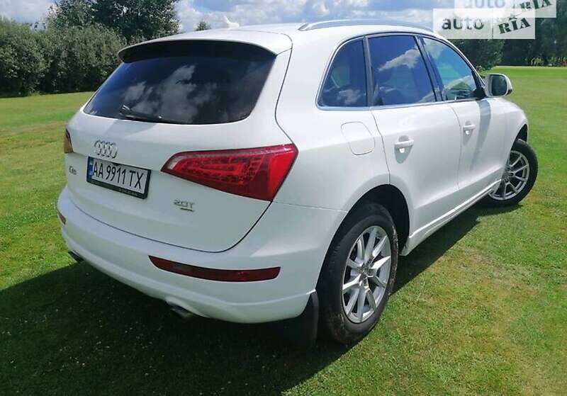 Внедорожник / Кроссовер Audi Q5 2011 в Киеве