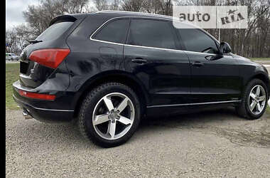 Позашляховик / Кросовер Audi Q5 2011 в 