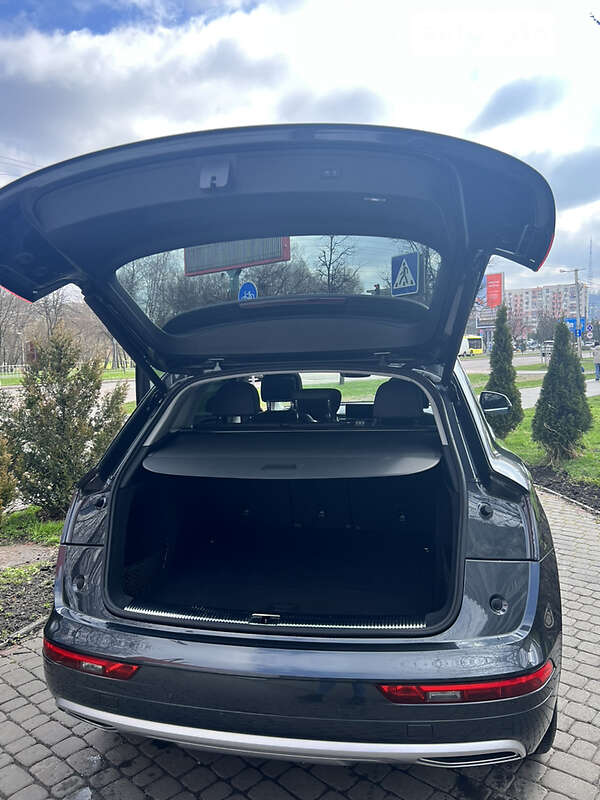 Внедорожник / Кроссовер Audi Q5 2018 в Львове фото 18 Внедорожник / Кроссовер Audi Q5 2018 в Львове