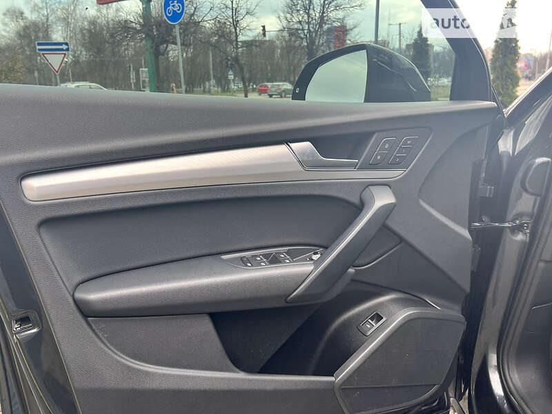 Внедорожник / Кроссовер Audi Q5 2018 в Львове фото 25 Внедорожник / Кроссовер Audi Q5 2018 в Львове