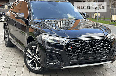 Внедорожник / Кроссовер Audi Q5 2020 в 