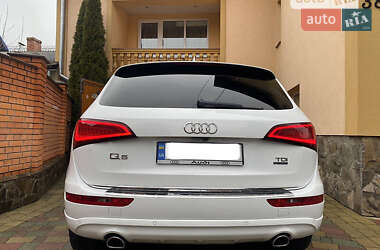 Внедорожник / Кроссовер Audi Q5 2015 в 