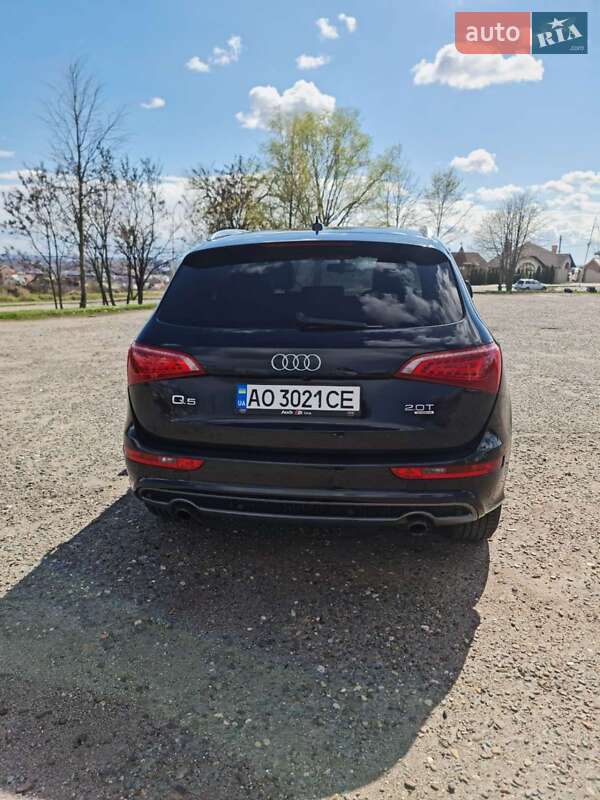 Внедорожник / Кроссовер Audi Q5 2012 в Ужгороде