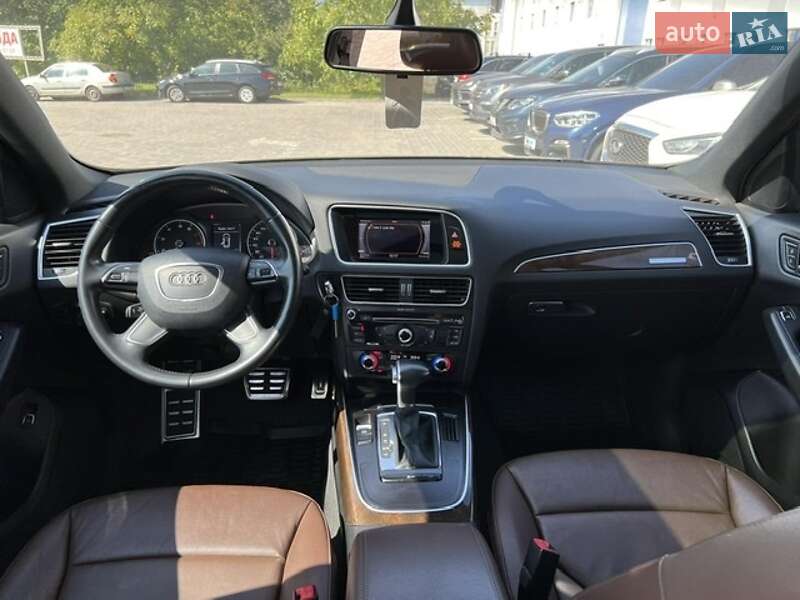 Позашляховик / Кросовер Audi Q5 2015 в Львові