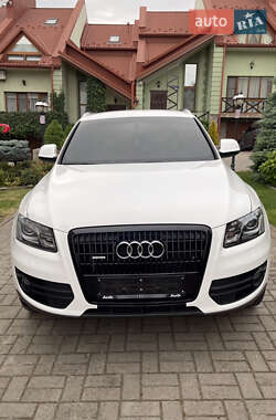 Внедорожник / Кроссовер Audi Q5 2012 в Черновцах