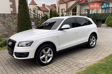 Внедорожник / Кроссовер Audi Q5 2012 в Черновцах