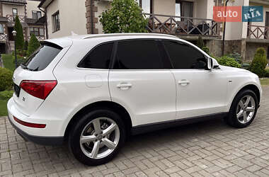 Внедорожник / Кроссовер Audi Q5 2012 в Черновцах