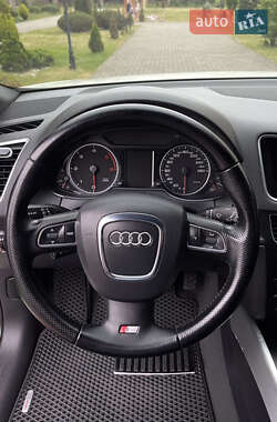 Внедорожник / Кроссовер Audi Q5 2012 в Черновцах