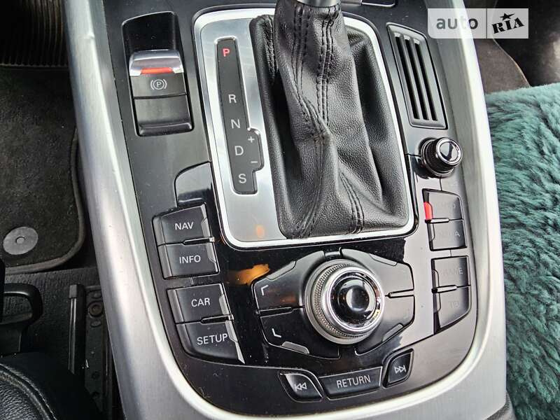 Позашляховик / Кросовер Audi Q5 2011 в Тернополі