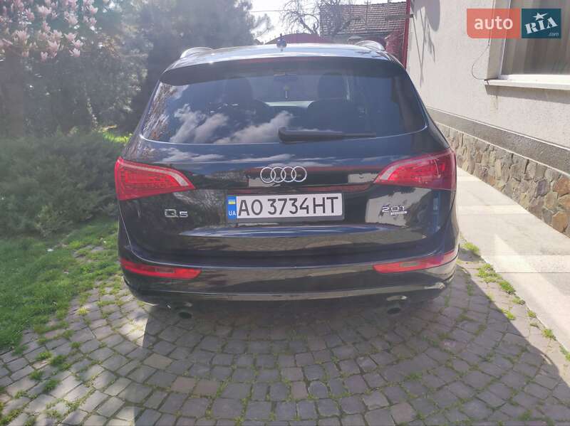 Внедорожник / Кроссовер Audi Q5 2012 в Мукачево