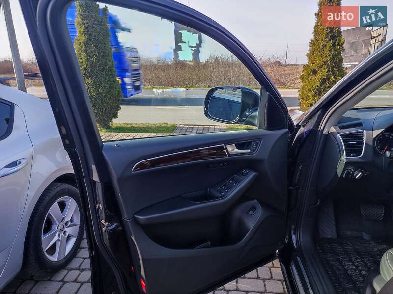 Внедорожник / Кроссовер Audi Q5 2012 в Мукачево