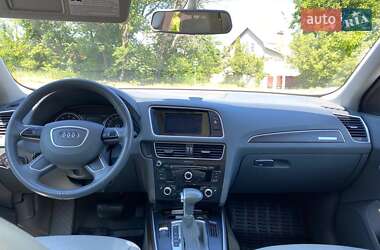 Внедорожник / Кроссовер Audi Q5 2015 в 