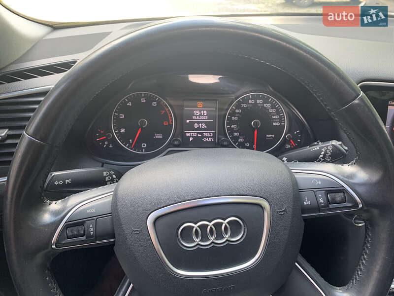 Внедорожник / Кроссовер Audi Q5 2015 в Каменец-Подольском