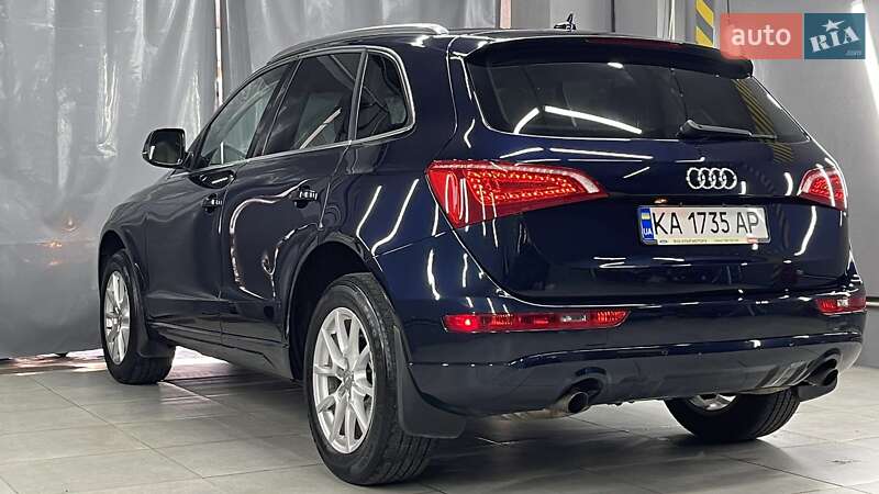 Позашляховик / Кросовер Audi Q5 2011 в Києві