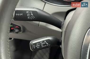 Внедорожник / Кроссовер Audi Q5 2011 в 