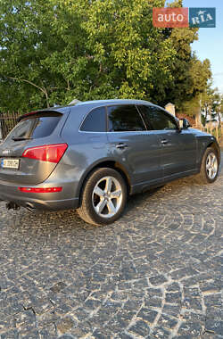 Внедорожник / Кроссовер Audi Q5 2012 в 