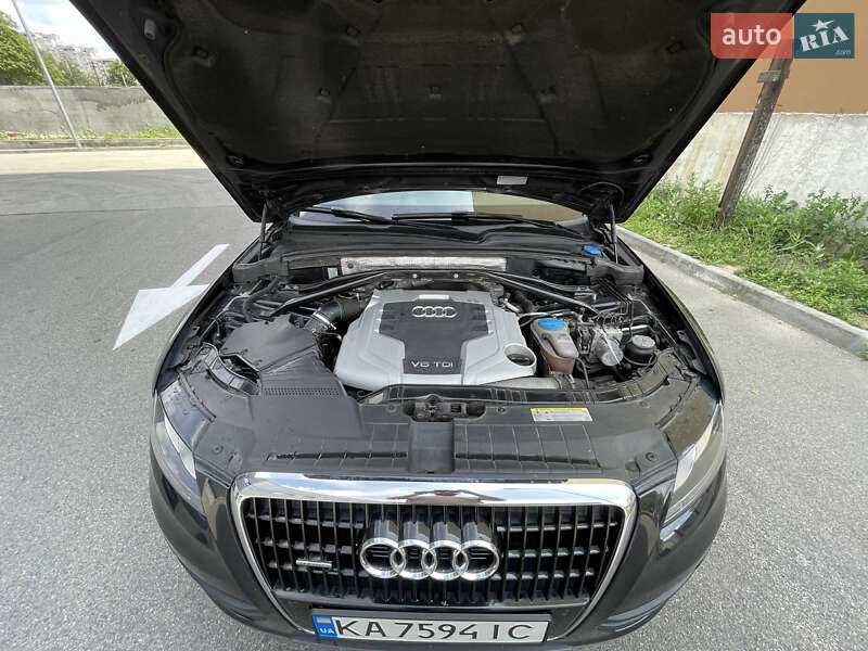 Внедорожник / Кроссовер Audi Q5 2010 в Киеве