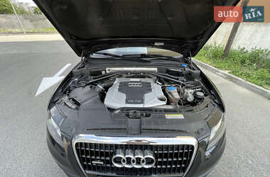 Внедорожник / Кроссовер Audi Q5 2010 в 