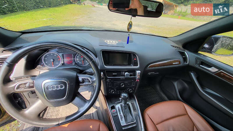 Внедорожник / Кроссовер Audi Q5 2012 в Ужгороде