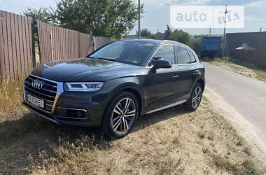 Позашляховик / Кросовер Audi Q5 2018 в Києві