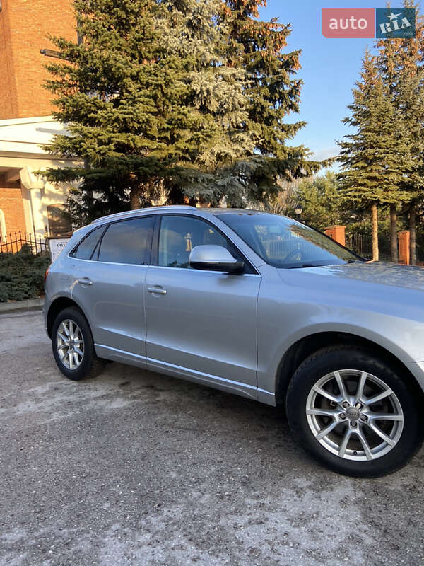 Позашляховик / Кросовер Audi Q5 2012 в Хмельницькому