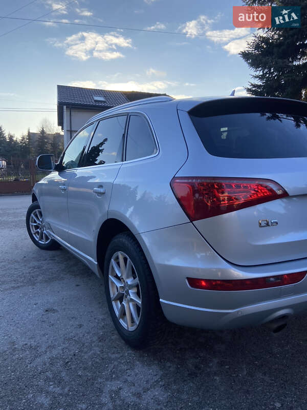Позашляховик / Кросовер Audi Q5 2012 в Хмельницькому