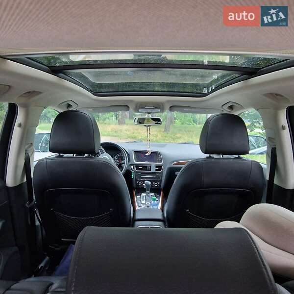 Внедорожник / Кроссовер Audi Q5 2010 в Чернигове