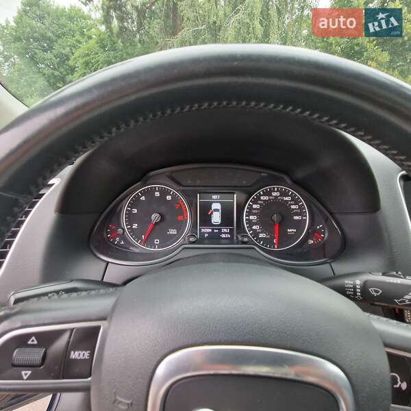 Внедорожник / Кроссовер Audi Q5 2010 в Чернигове
