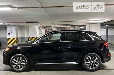 Внедорожник / Кроссовер Audi Q5 2020 в 