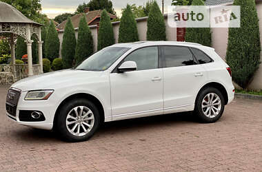Позашляховик / Кросовер Audi Q5 2014 в 