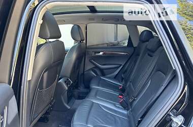 Позашляховик / Кросовер Audi Q5 2011 в 