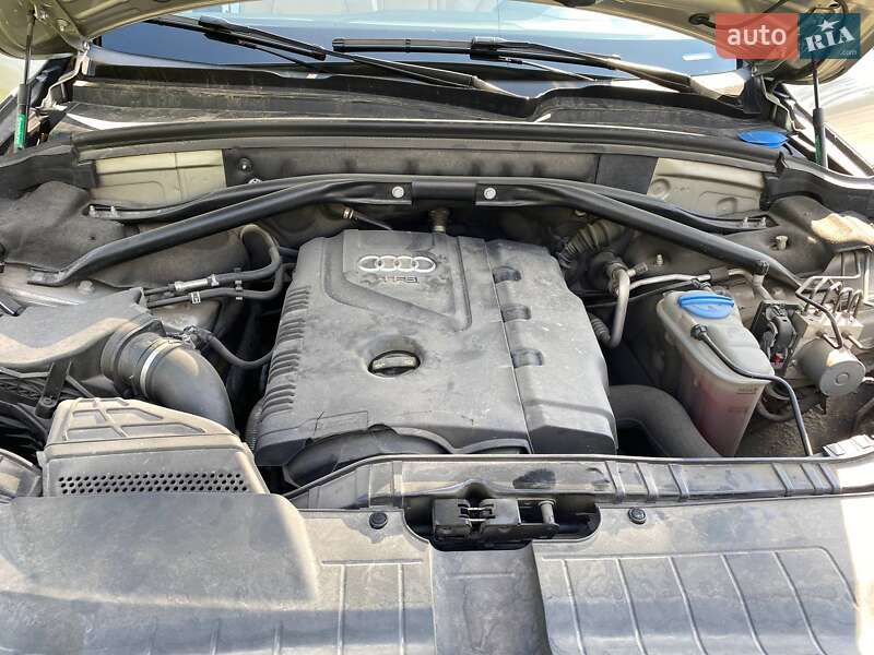 Внедорожник / Кроссовер Audi Q5 2016 в Львове