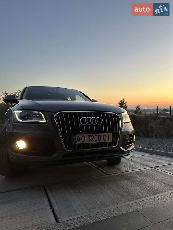 Внедорожник / Кроссовер Audi Q5 2016 в Виноградове