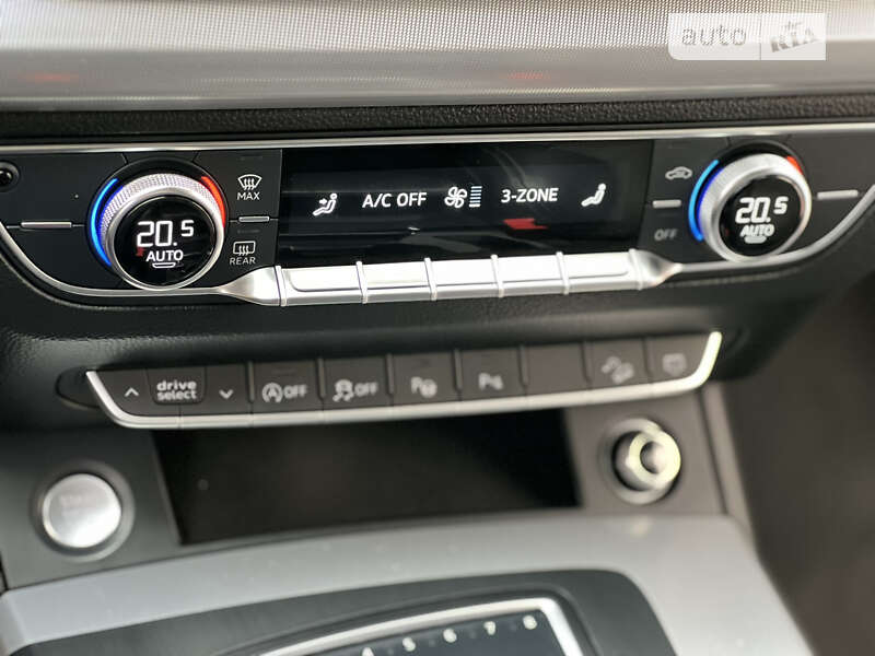 Позашляховик / Кросовер Audi Q5 2017 в Івано-Франківську