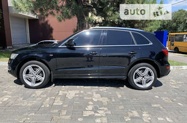 Внедорожник / Кроссовер Audi Q5 2016 в 