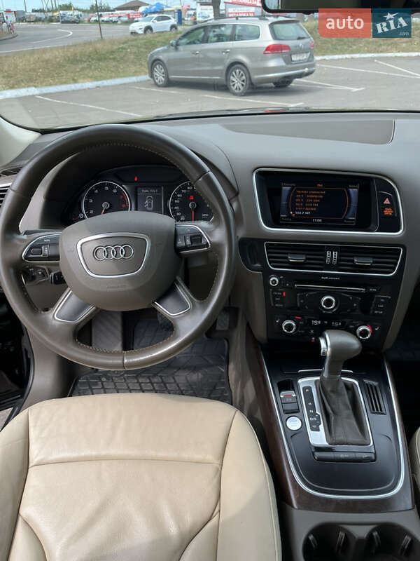 Внедорожник / Кроссовер Audi Q5 2014 в Ровно