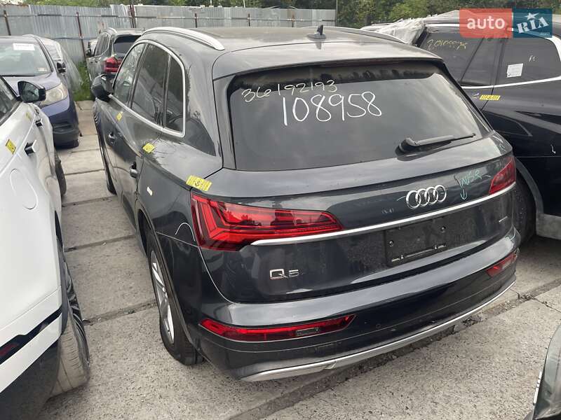 Внедорожник / Кроссовер Audi Q5 2021 в Львове